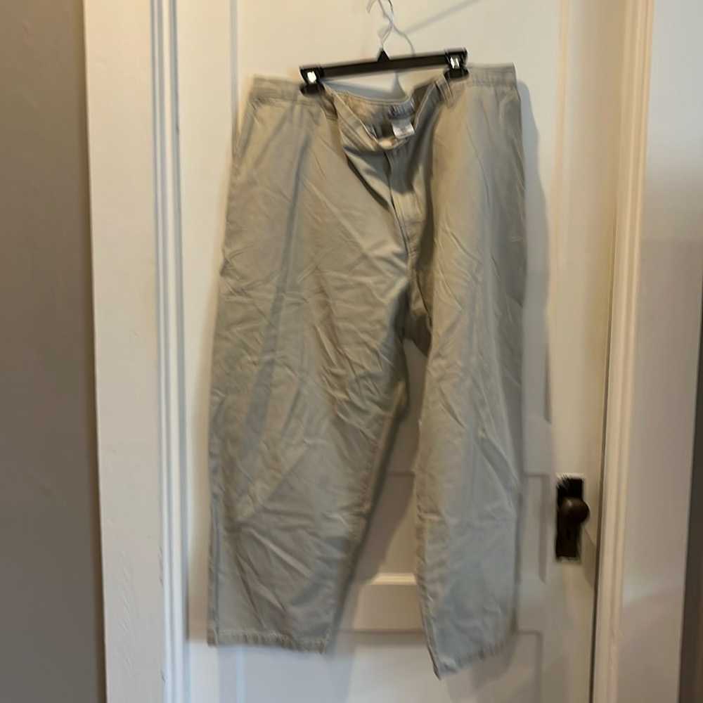 Men’s Columbia heavy duty pants 50 x 30. In great condition.